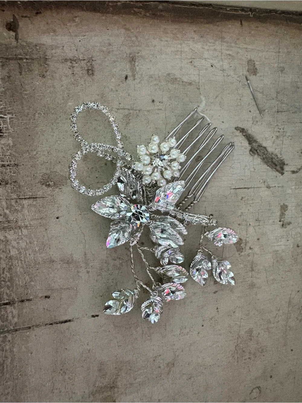 Bridal Hairpiece Rhinestone Floral & Leaves Bridal Hair Comb - Silver NWOT